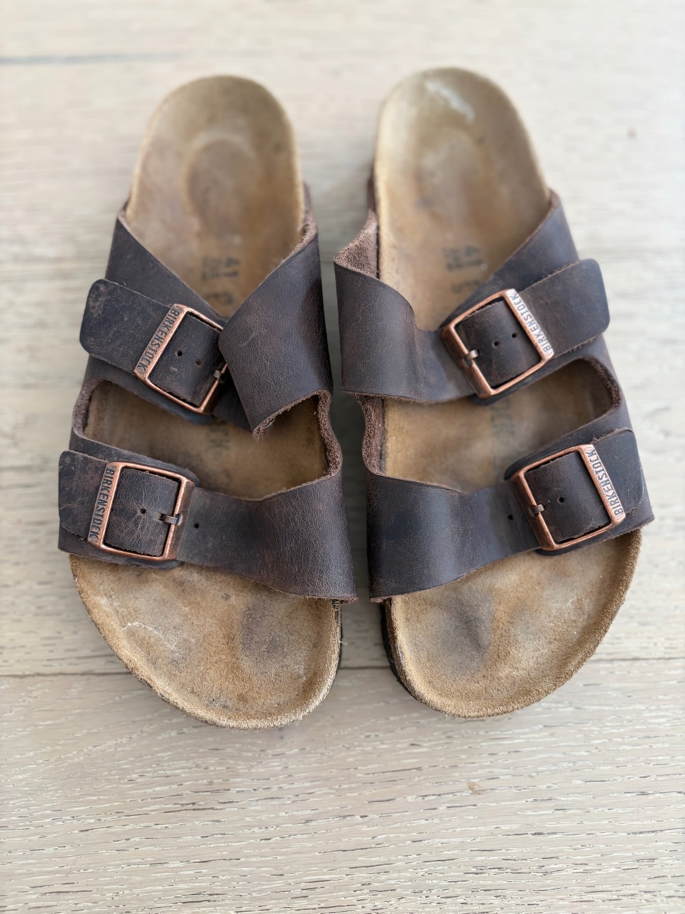 Birkenstock Arizona Oiled Leatherr Sandals in Brown sz 41 / 8.5 men 10.5 women